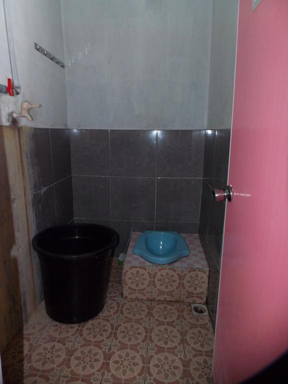 Hotel Putra Sindang Asih Batukaras Zimmer foto