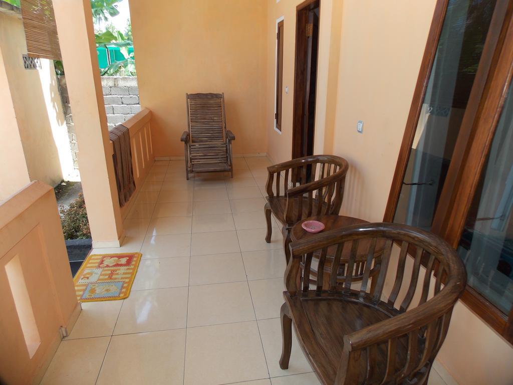 Hotel Putra Sindang Asih Batukaras Zimmer foto