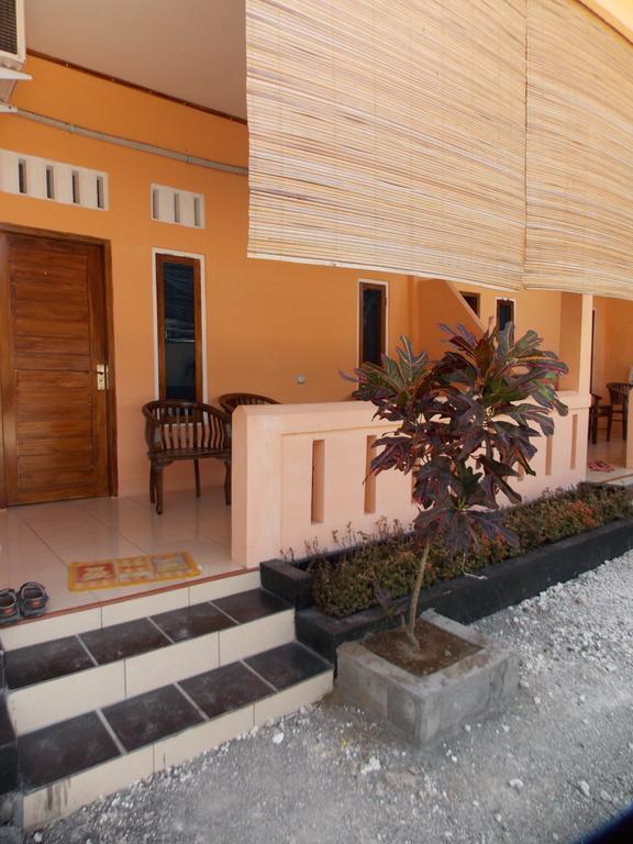 Hotel Putra Sindang Asih Batukaras Zimmer foto